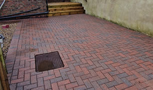 Pressure cleaning block paved yard - after